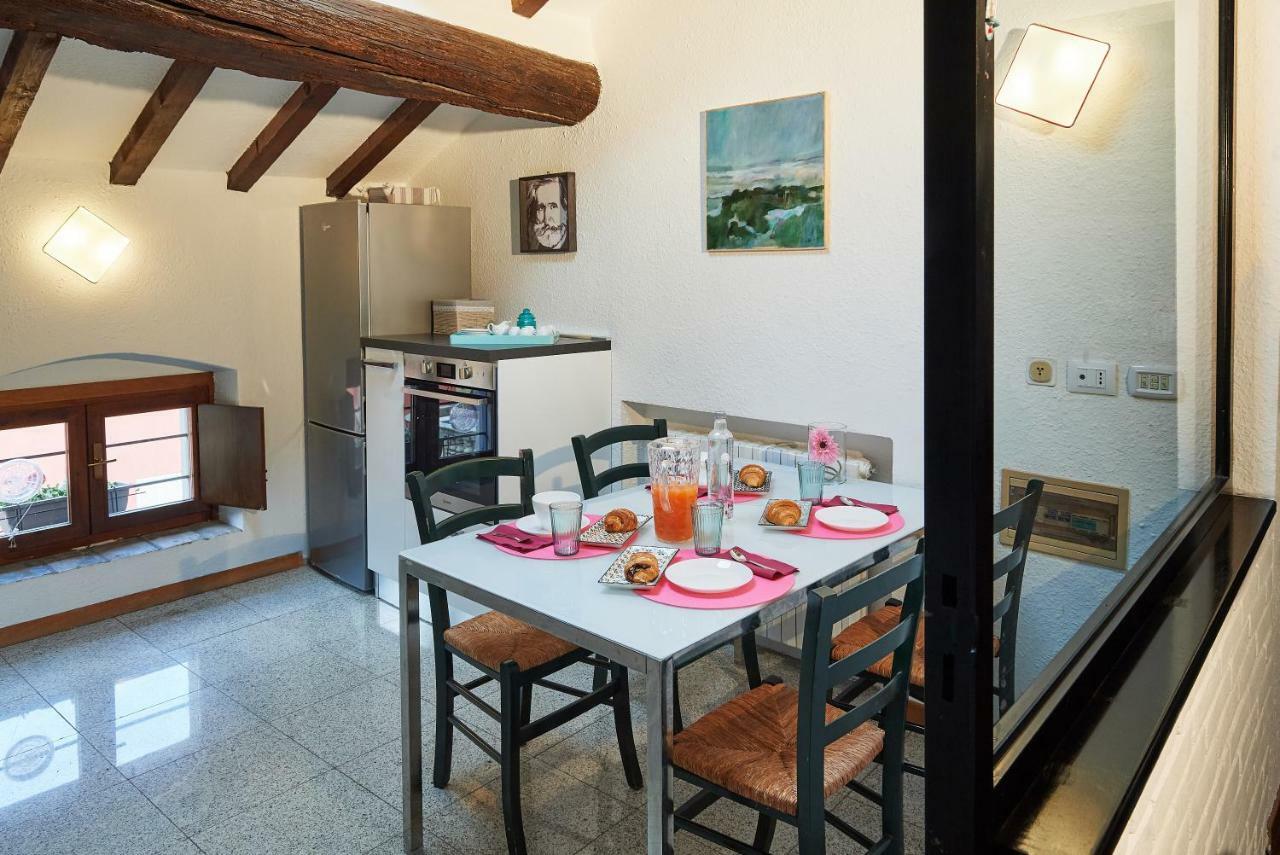 La Casa Di Giulia-Family Apartment Парма Екстериор снимка